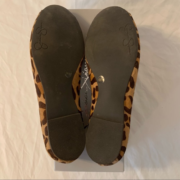 EUC Jessica Simpson Cenboa2 Leopard Print Pony Flats - Picture 3 of 4